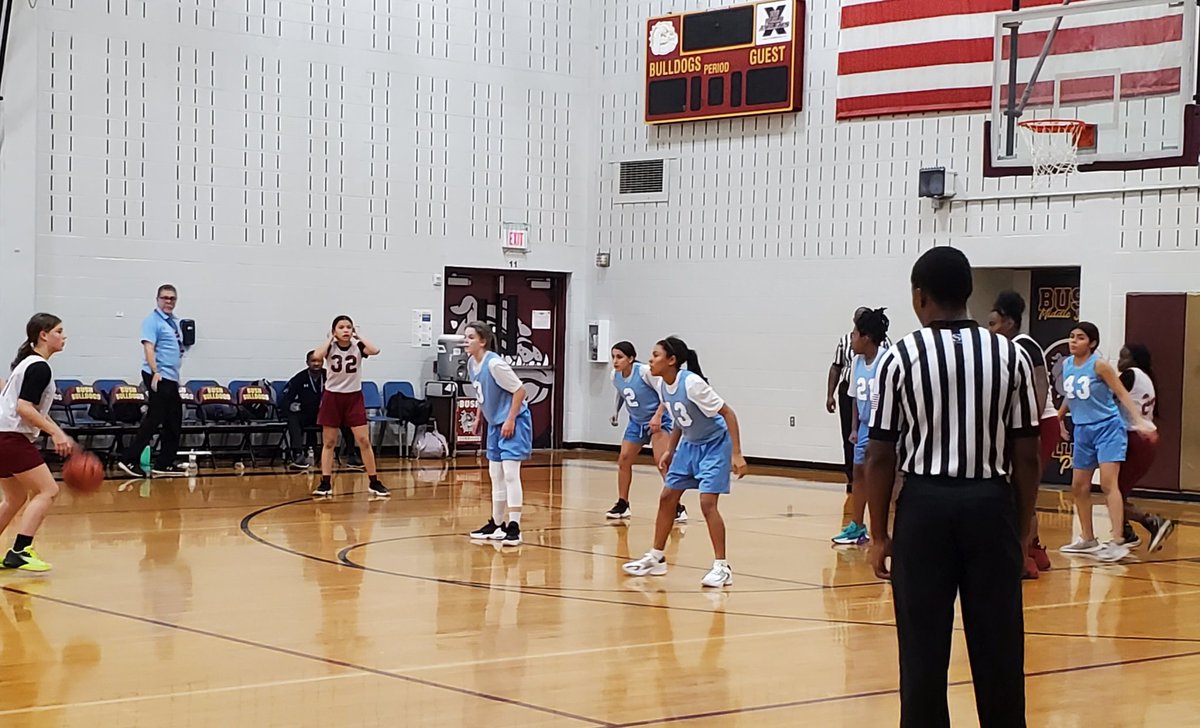 Monticelloman1's tweet photo. 7th grade Lady Eagles grinding out a defensive battle vs. Bush and coming out victorious. Great job ladies! #DataFam #datadoes #dataedwhite https://t.co/SfO9r5ZcjL