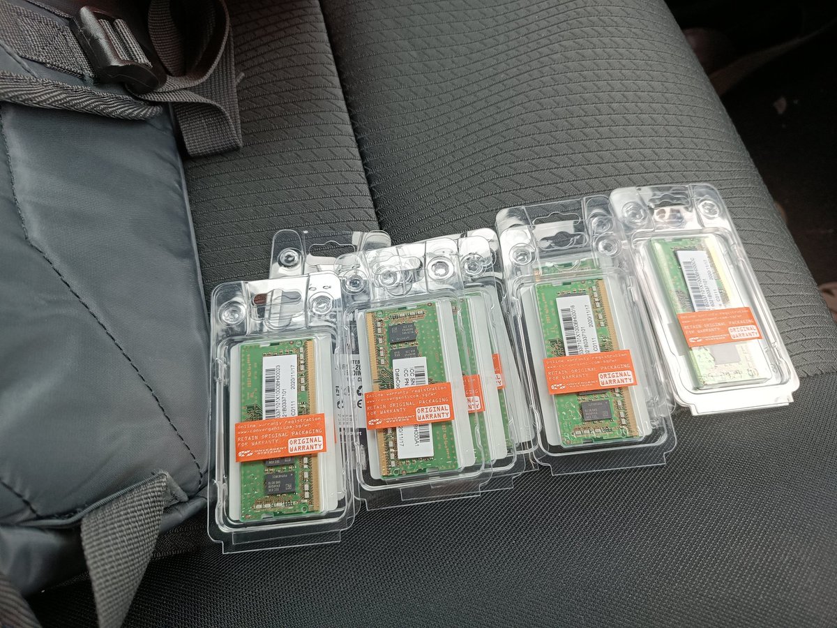 ai_square's tweet photo. Assalamualaikum. Ni #BorakTech nak #kongsirezeki sempena hari Jumaat yang mulia ni.
8gb DDR4 RAM speed 2666MHz cuma RM90, terhad 10* unit saja.
Lagi murah daripada used/refurb RAM modules di Shopee!
*akan cuba topup stok kalau dapat sambutan. Maaf, modal kecik, so tak banyak. https://t.co/Mqza7vRjvc