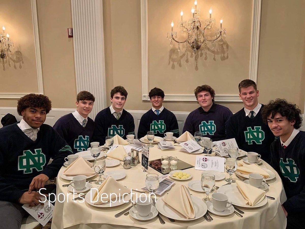 @NDCP_Football Senior Dons named All Conference at The CCL/ESCC Banquet. Nick Thome was named Lineman of the Year. @hwilliamson0 @RandyRuss14 James Keenan @FrancescoR29 @Nthome73 @schmalz_karl Enzo Ricciardi. Well deserved men.