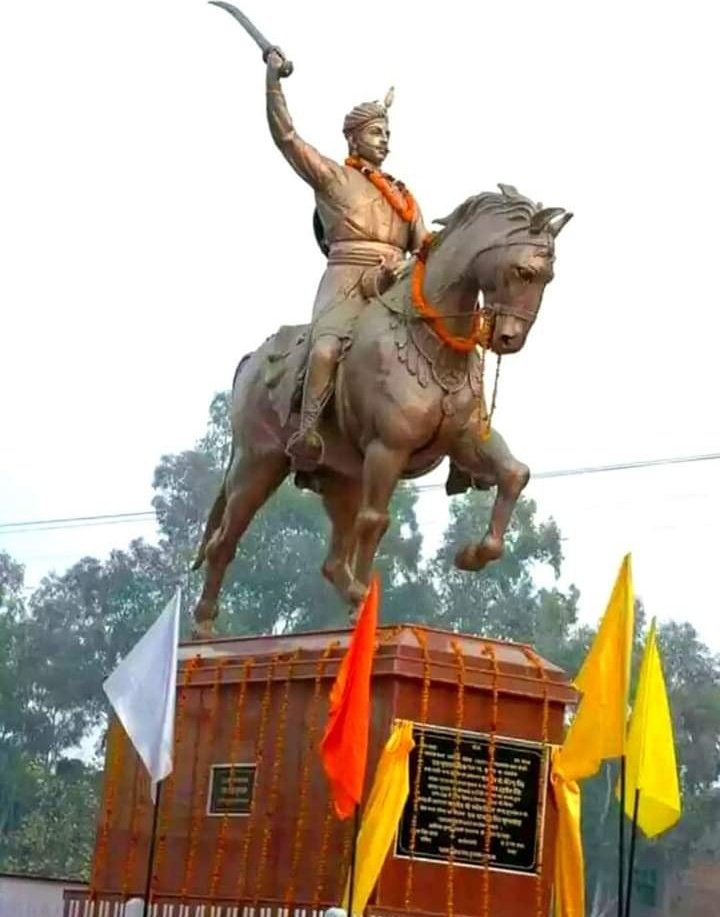 shailendrak2001's tweet photo. 1857 स्वतंत्रता संग्राम के अग्रणी योद्धा हरियाणा राज्य के राज नायक अहीरवाल नरेश श्रीमंत राजा राव तुला राम जी की जयंती पर शत शत नमन !! ❤️💐 
#ahirregiment  #RaoTulaRam https://t.co/6QhOrn71WY