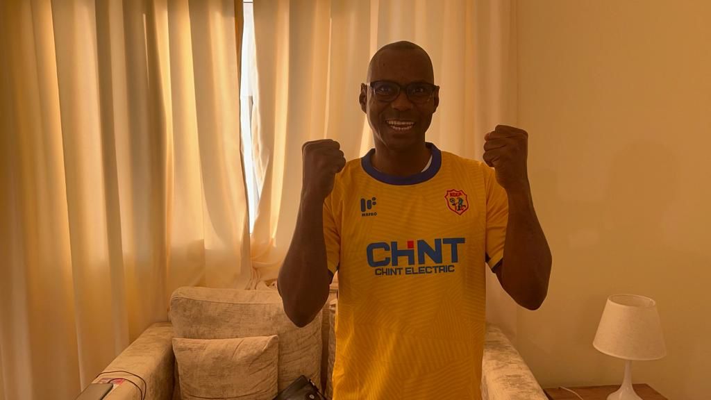 FanzoneKcca's tweet photo. December vibes are now in full swing, Fridays still remain in our custody because it is #WearYourLocalJersey and the eagle will be hovering around the city..
It is match day #KCCAEXP 
Tusimbule https://t.co/7OJh0rZvBA