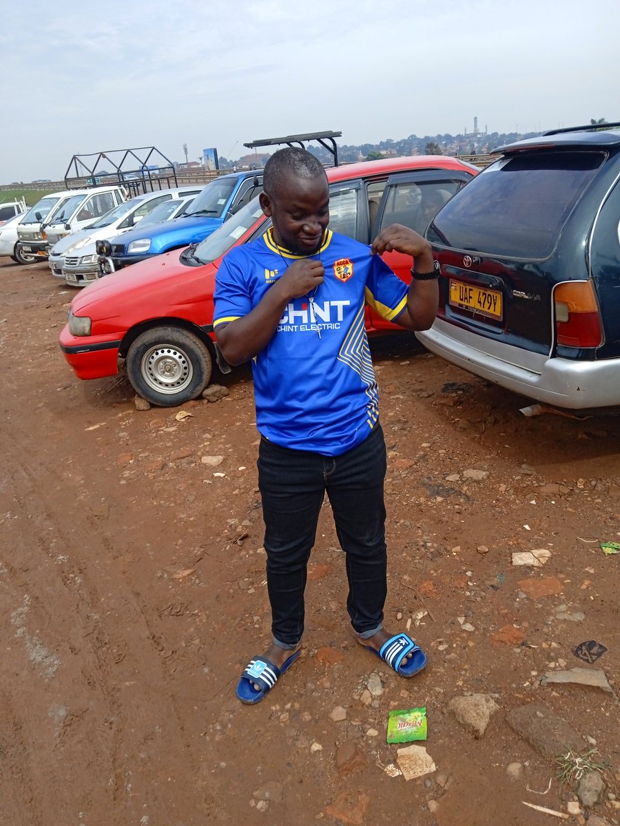 FanzoneKcca's tweet photo. December vibes are now in full swing, Fridays still remain in our custody because it is #WearYourLocalJersey and the eagle will be hovering around the city..
It is match day #KCCAEXP 
Tusimbule https://t.co/7OJh0rZvBA