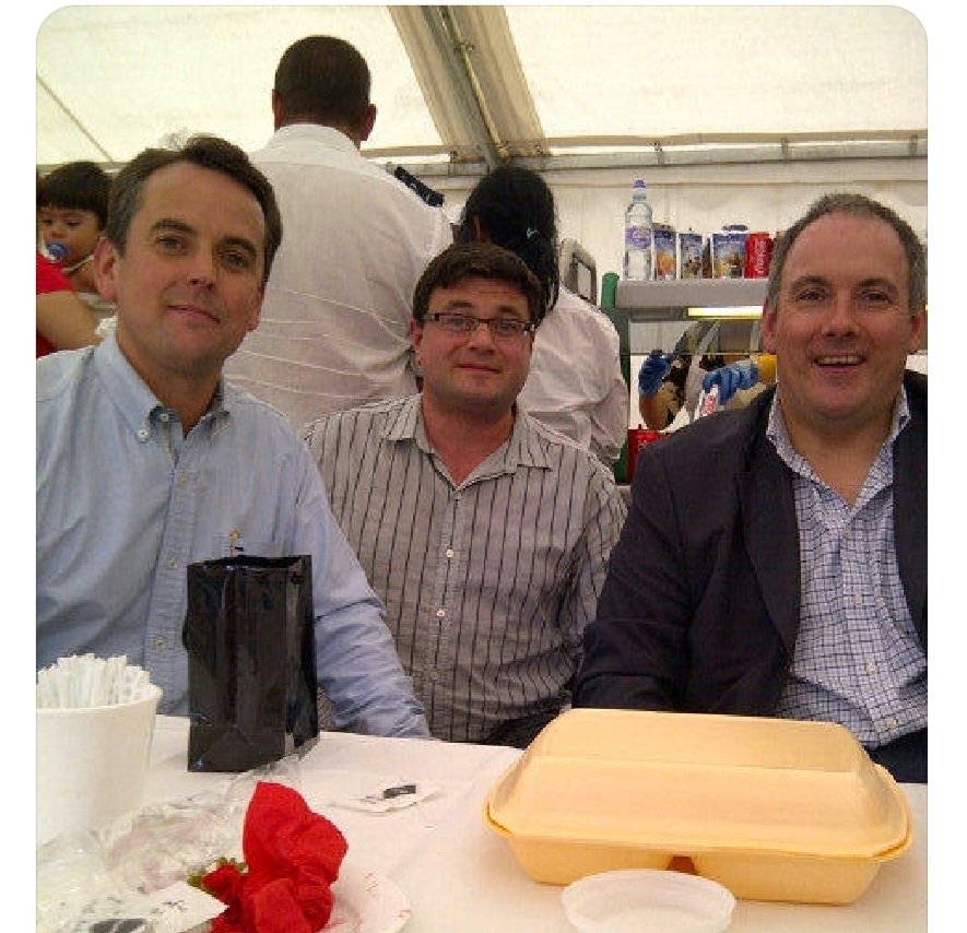DamianHastie's tweet photo. Does Foxy Dave photo bomb all Robert Halfron pics?
#pbcc #minder #charitablestatus #lobbyists #plymouthbrethren https://t.co/ulfyIgZsNw