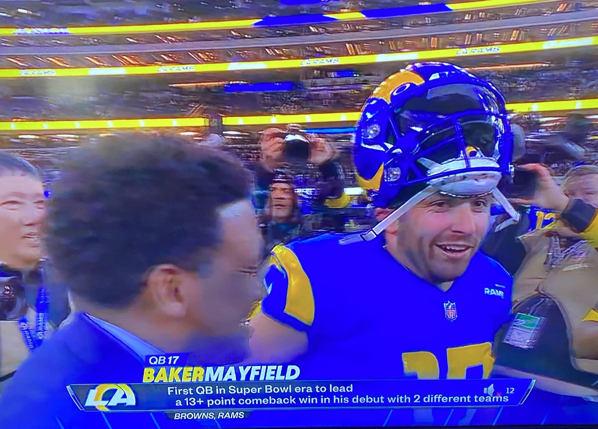 ESPNNFL's tweet photo. Baker Mayfield really did that 🤯 https://t.co/KFVs85Jp8t