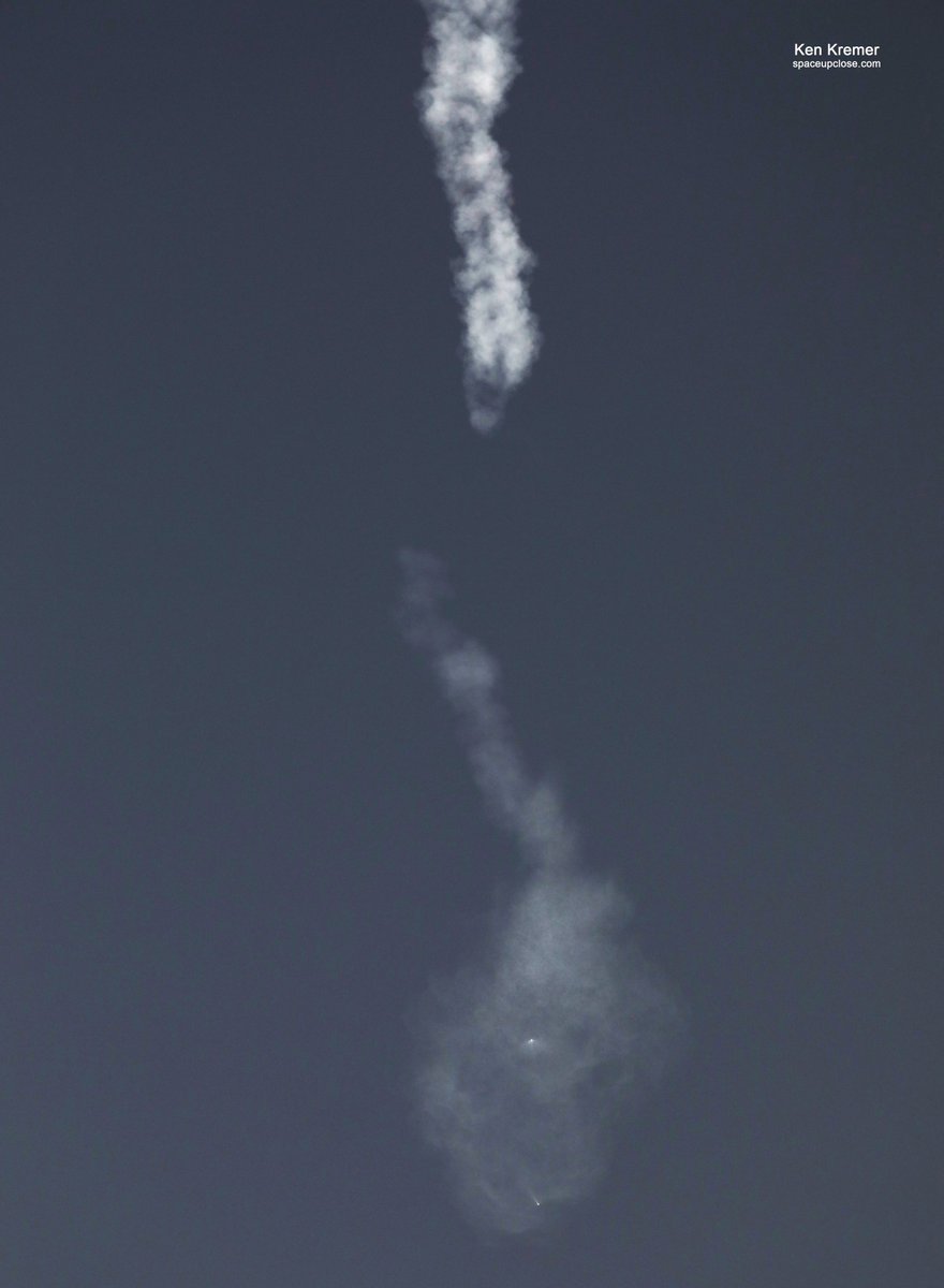 ken_kremer's tweet photo. Stage 1 &amp; Stage 2 separation created absolutely incredible and spectacularly beautiful exhaust plume overhead after sunset launch of #SpaceX #Falcon9 delivering 40 @OneWeb comsats to polar orbit. After boostback burn 1st stage booster B1069 landed back at LZ-1. #OneWeb15 https://t.co/zktxL8HVbS
