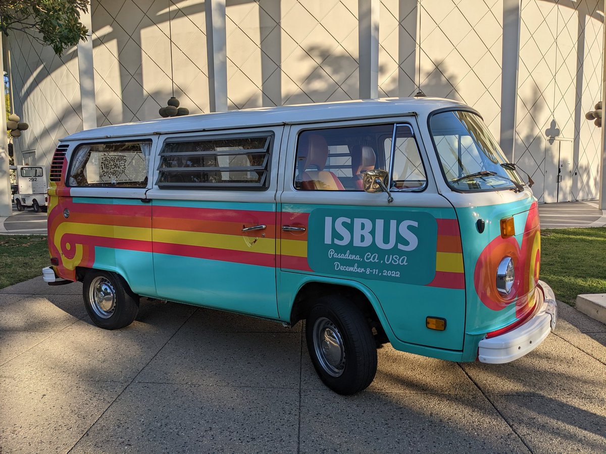 theresebagsit's tweet photo. A lot to like here✌️♥️🟠#ISBUS at @Caltech #TecherLife @VW #VWBus #fahrvergnügen #DecemberinSoCal https://t.co/yf6GP4bsLz
