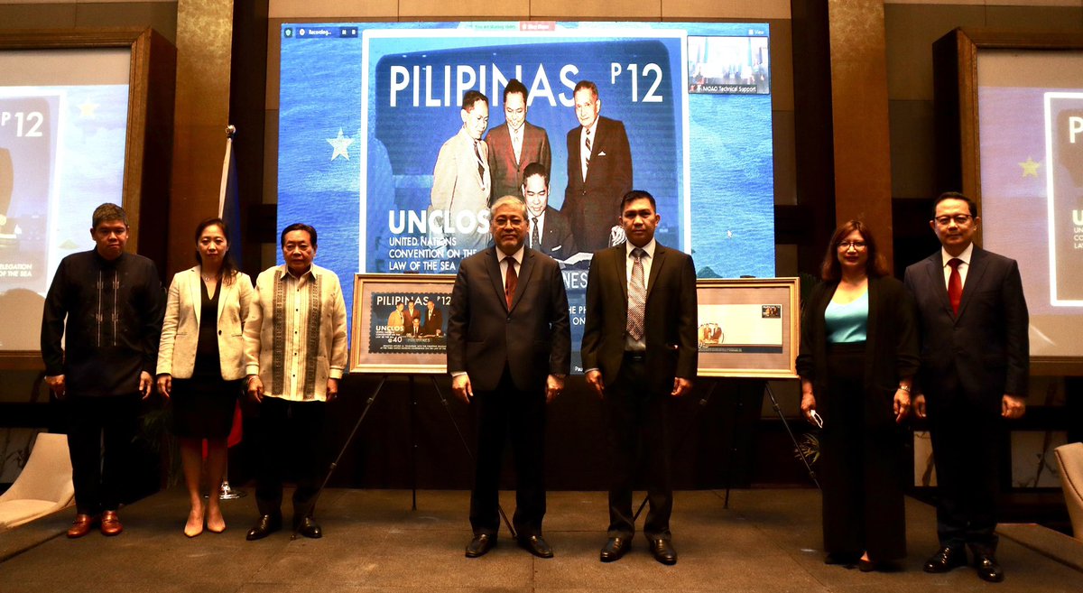 EnriqueAManalo's tweet photo. Proud to unveil the special stamp commemorating UNCLOS’ 40th Anniv. As a maritime nation, PH has been at the forefront of UNCLOS’ devt as an intl legal instrument. We thank our partners in govt, including @phlpostofficial, for their contributions in this regard.Happy UNCLOS Week! https://t.co/4VeYDEdZpv