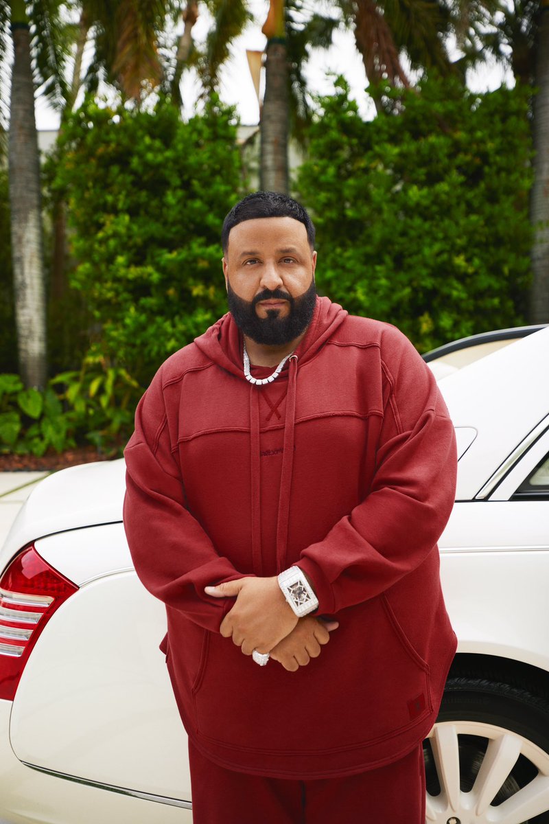 SavageXFenty's tweet photo. The 🔑 is makin’ sure u watched our #SavageXLive shopping Xperience w/ @djkhaled. Missed it? We got u. Head to the link in our bio to re-tune in. 
#SavageXDJKhaled https://t.co/aKLm9HuUBD