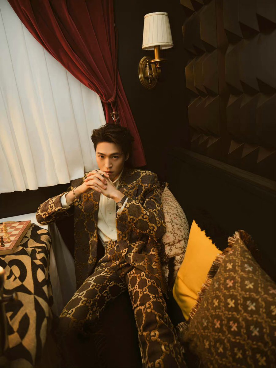 unosanta_0311's tweet photo. GUCCI x @into1_santa_ 

#INTO1Santa https://t.co/IiGFmMfY9m