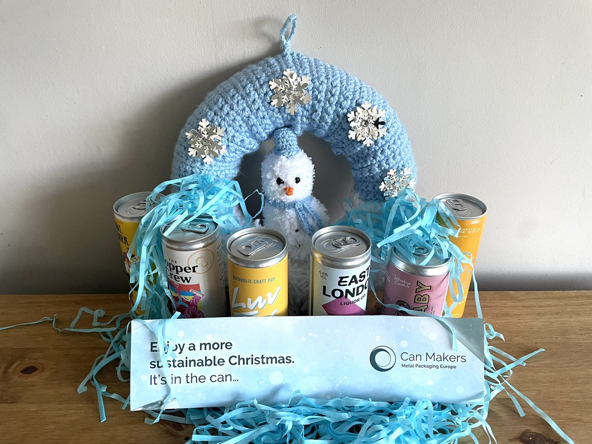 [AD] Enjoy a more sustainable Christmas with premium drinks in a can #6cansofchristmas from @CanMakersUK Remember cans are #metalrecyclesforever and used cans can be made into brand new cans filled and back on the shelf in 60 days