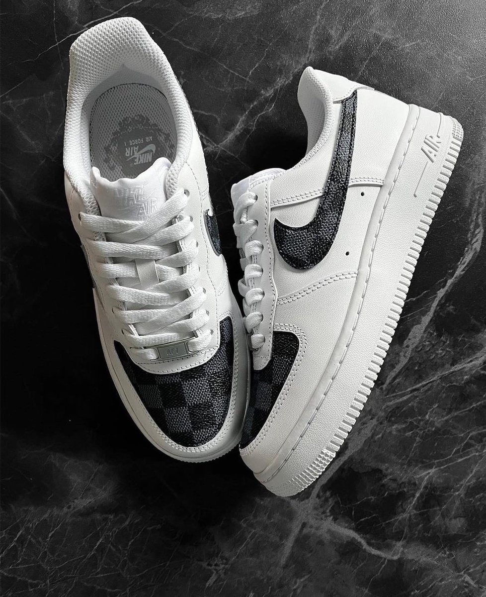 levnnl's tweet photo. My new shoes. Im so satisfied and so happy with the result. By the way these are custom sneakers https://t.co/ZB5t3KQM4M