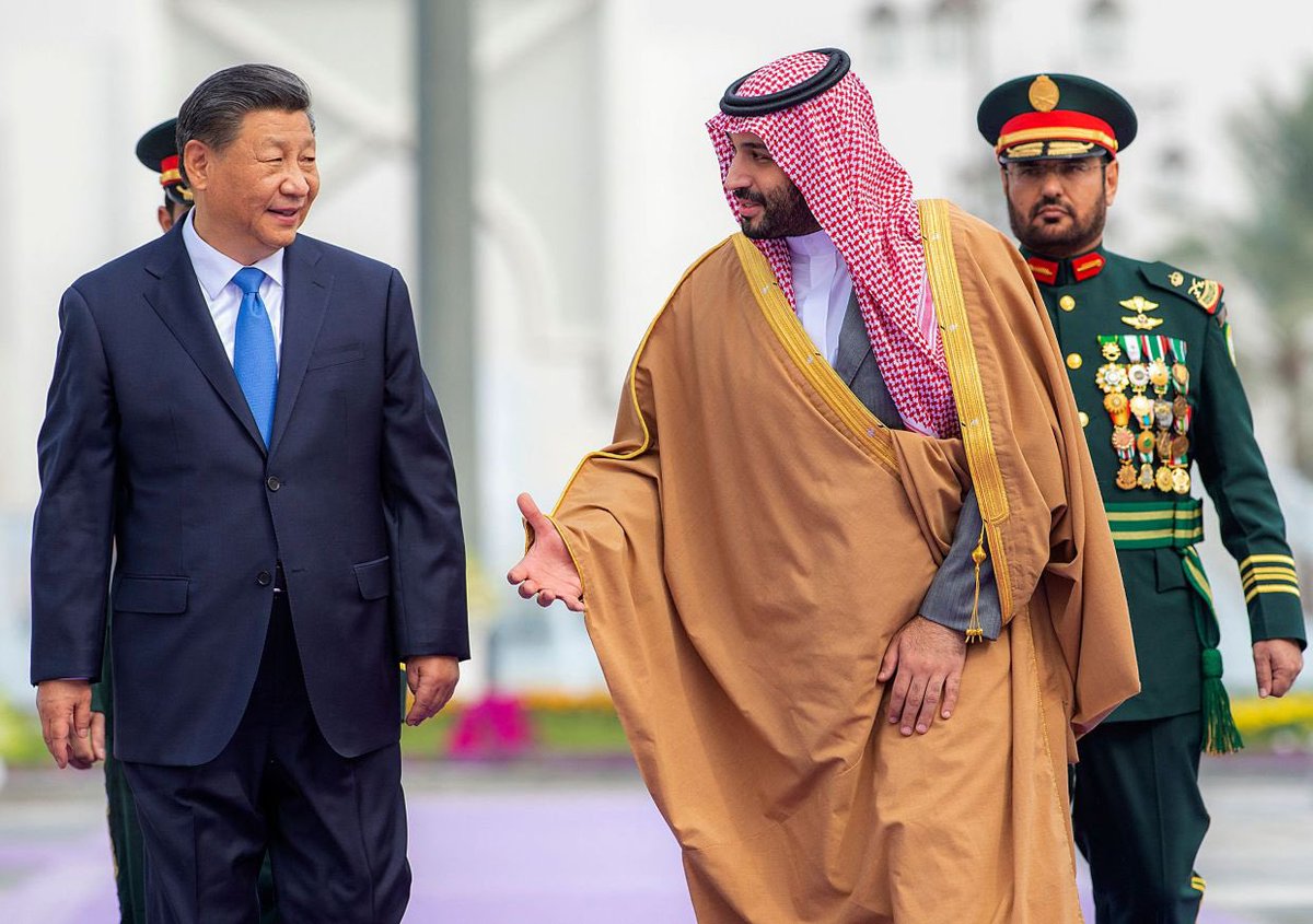 pouriazeraati's tweet photo. خاک بر سرت ج.ا

چین و عربستان سعودی مشترکاً علیه رژیم بیانیه دادن؛ دخالت در امور داخلی کشورهای منطقه رو محکوم و بر همکاری برای عدم دسترسی ج.ا به تسلیحات اتمی تأکید کردن.

بدجور بوی سقوط میاد
کارشون تمومه، بزودی!

#مهسا_امینی https://t.co/pTrnP7vEFm