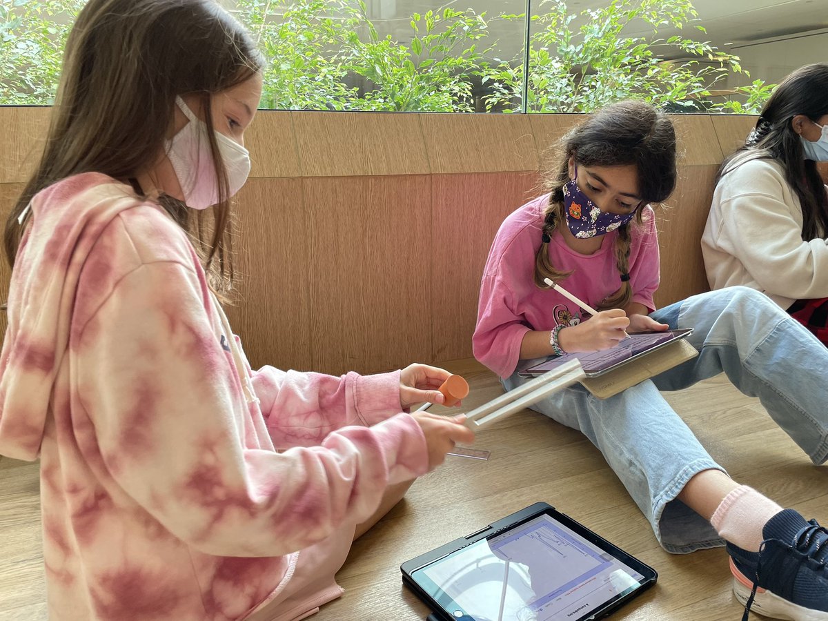 KellettScience's tweet photo. In Science today Year 7 were investigating if there was a relationship between the length of a tuning fork and it’s frequency. #science #physics #stem #girlsinscience #welovescience https://t.co/WTkZLoEihV