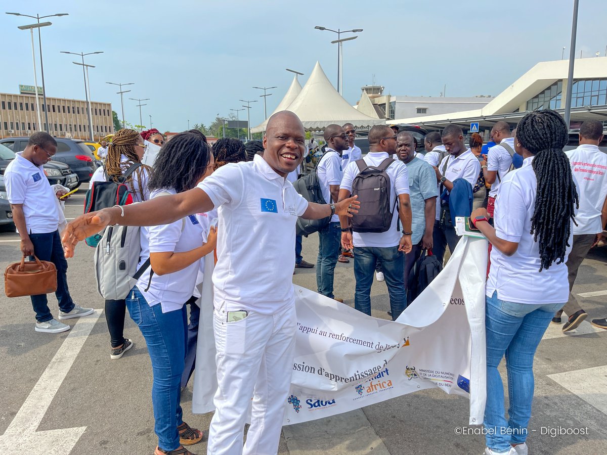 ✈️ 🚎 Après #Sénégal, cap sur #Rwanda 
Du 8 au 13 décembre, la délégation béninoise composée de 3️⃣4️⃣ entrepreneurs du numérique découvrira l'écosystème numérique rwandais. 
Plus d'informations 👇🏽👇🏽open.enabel.be/en/update/id/2…
<a href="/EnabelauBenin/">enabelaubenin</a> <a href="/UEauBenin/">UE au Bénin</a> <a href="/RealSmartAfrica/">Smart Africa Org</a>