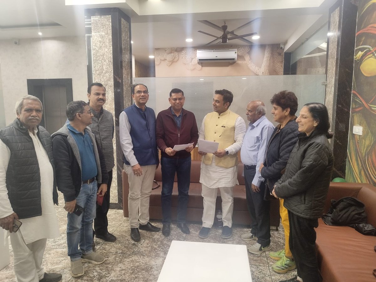 artofliving_sp's tweet photo. The Art of Living #RiverRejuvenation Projects signed an MoU with HAL for a CSR project in #Lalitpur district (UP) 
Our innovative approach will recharge #groundwater in Bundelkhand region and also advise local government for Managed Aquifer Recharge(MAR) 
#SocialProjects https://t.co/W7usyHcxgV