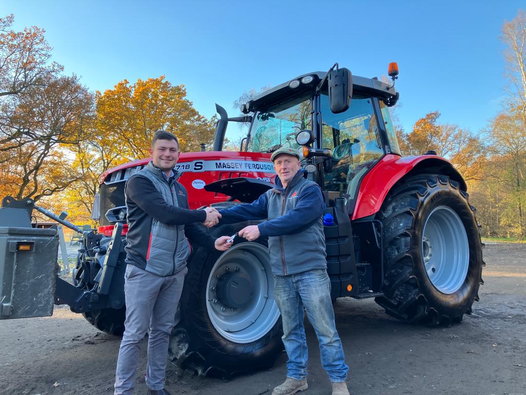 Nothing beats new tractor day! Yesterday we delivered and installed a brand new Massey Ferguson 7718S Dyna-VT to Paul in Surrey! 

Sold by area sales manager Alecco. 🚜

#newtractorday #masseyferguson #agriculture #farminguk #localdealer #farming #borntofarm  <a href="/MF_EAME/">Massey Ferguson Official</a>