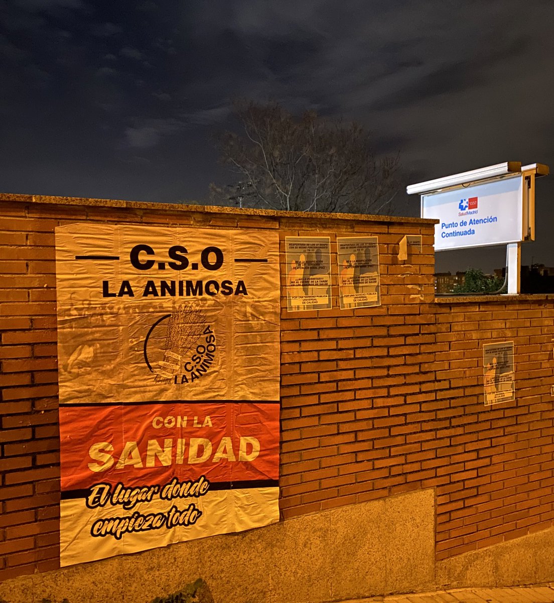 CSOLaAnimosa's tweet photo. EL LUGAR DONDE COMIENZATODO
Con la sanidad y la educación pública, con los mov. sociales, contra la construcción del Macroparking, contra los deshaucios…

Hace un año que surgimos. Un año en el que hemos dado cabida a cientos de luchas en un mismo espacio: el @CSOLaAnimosa https://t.co/gYBKdciu2Y