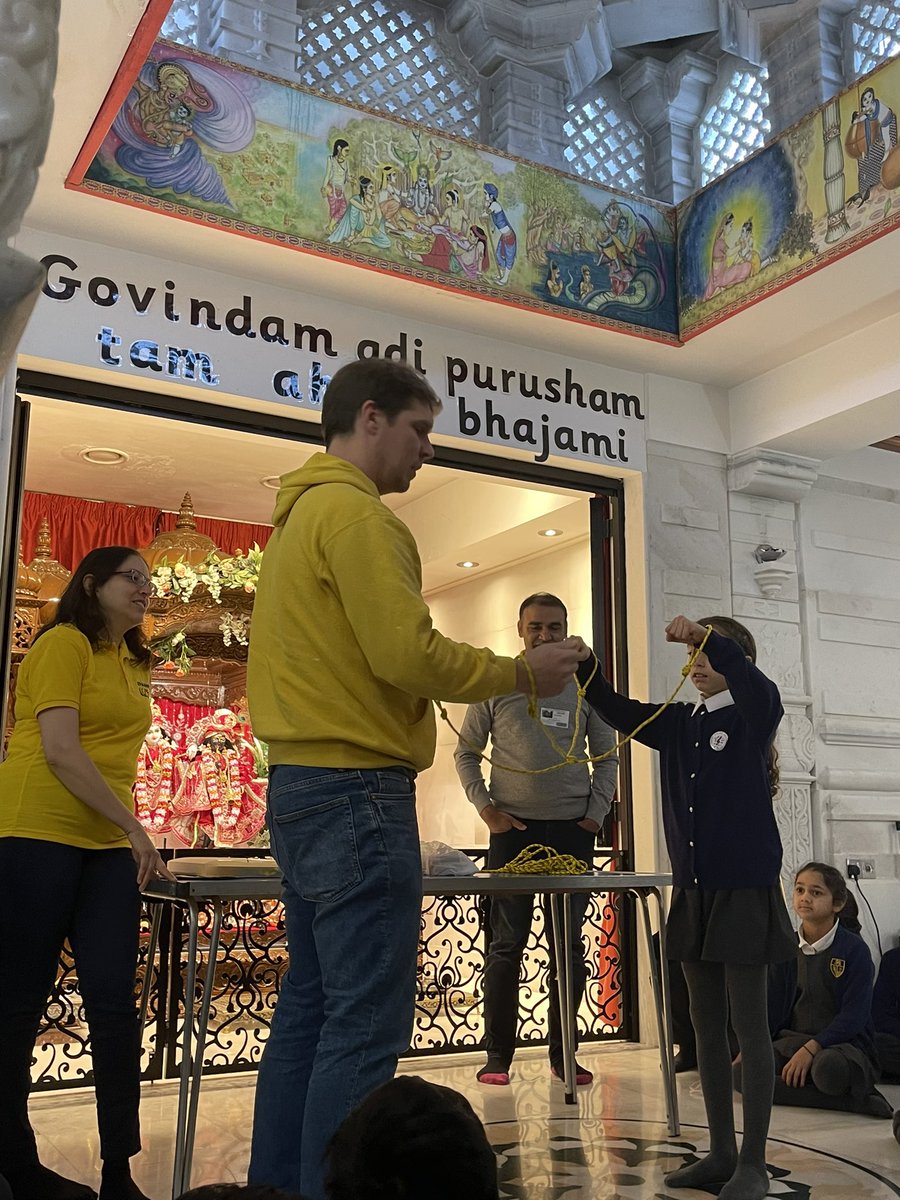 KAPSHHarrow's tweet photo. Did you say SPAGHETTI MATHS?! ๐๐งฎ The children enjoyed a brilliant assembly from spaghetti maths, sharing engaging, hands on, mind expanding and magical method when solving mathematic problems! #numbers #primarymaths #problemsolving https://t.co/irGDT7G8bt