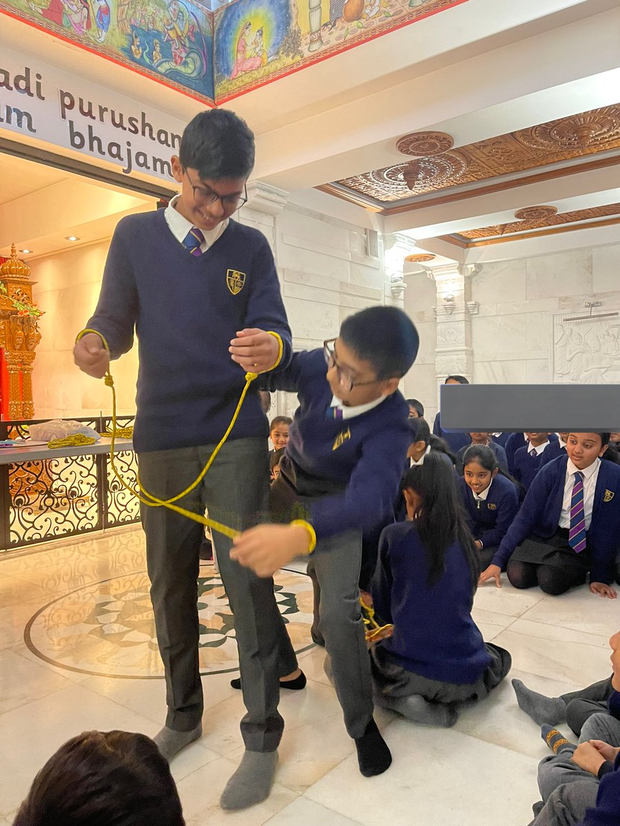 KAPSHHarrow's tweet photo. Did you say SPAGHETTI MATHS?! ๐๐งฎ The children enjoyed a brilliant assembly from spaghetti maths, sharing engaging, hands on, mind expanding and magical method when solving mathematic problems! #numbers #primarymaths #problemsolving https://t.co/irGDT7G8bt