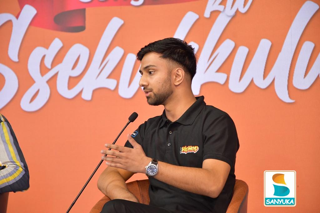 sanyukatv's tweet photo. The HipHop snacks are proudly made in Uganda, and our snacks intend to meet the  satisfactions desires and impressions of the common man. ~ Mr. Rahul Jobanputra, Commercial Director HipHop Snacks

#SanyukaMundaMuli  #SanyukaUpdates  #SanyukaKuSsekukkulu https://t.co/UKhOgHEm4i