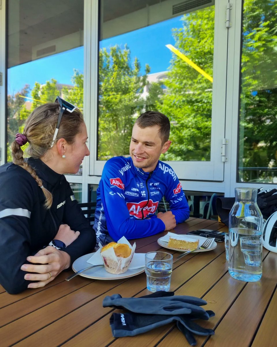 JayVine3's tweet photo. Last coffee stop in Canberra.
Back to Spain πͺπΈ for a training camp before the season starts officially π€
Maybe Europe is warmer than Canberra this morning 7Β°π₯Ά Just a bit of travelling to do this December π
#TEAMVINE #GETWRECKEDJAY #cyclinglife #cyclingcouple #cycling https://t.co/4Lo984HyYx