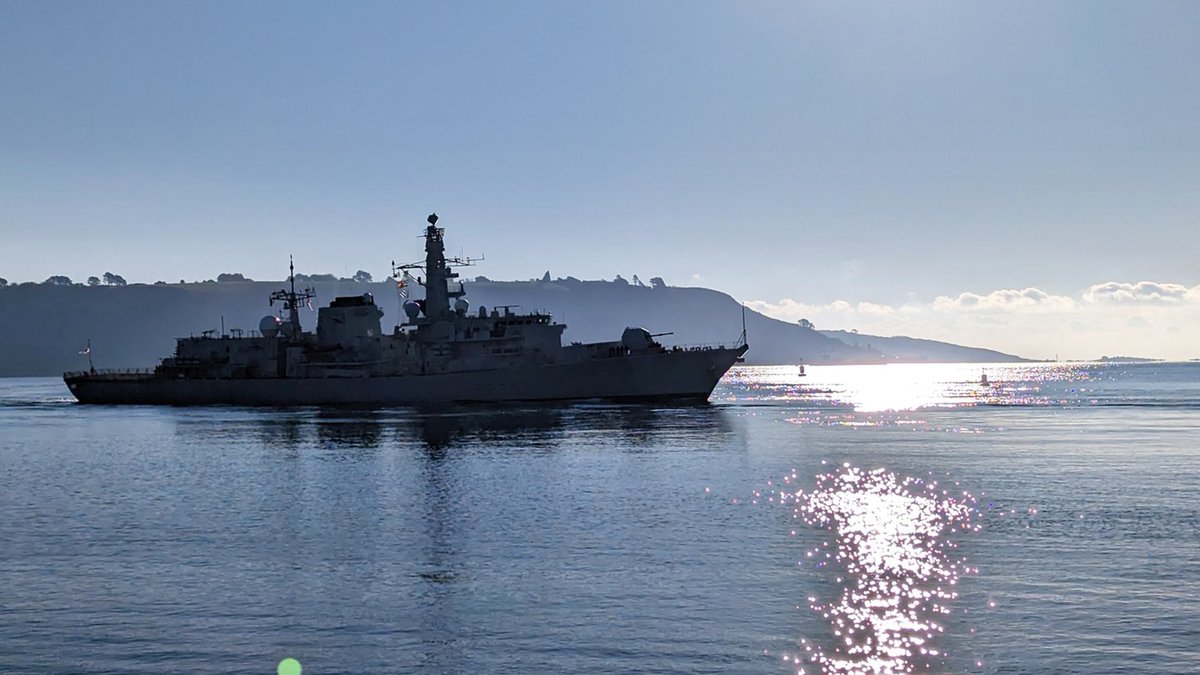 .@HMS_Richmond arrives back in Plymouth this morning.

Via:  @RAdmPVHaltonOBE