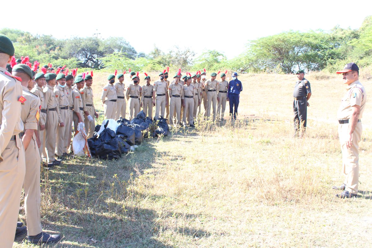 Ahmednagar College,Ahmednagar
NCC Sub Unit
Puneet Sagar Abhiyan’ 
plastic pollution and clean water bodies through ‘Puneet Sagar Abhiyan’
Today's (9.12.2022) Activity: Cleaning and Collection of Plastic at Kapurwadi Dam. and Rally 
Participation of total 82 cadets
