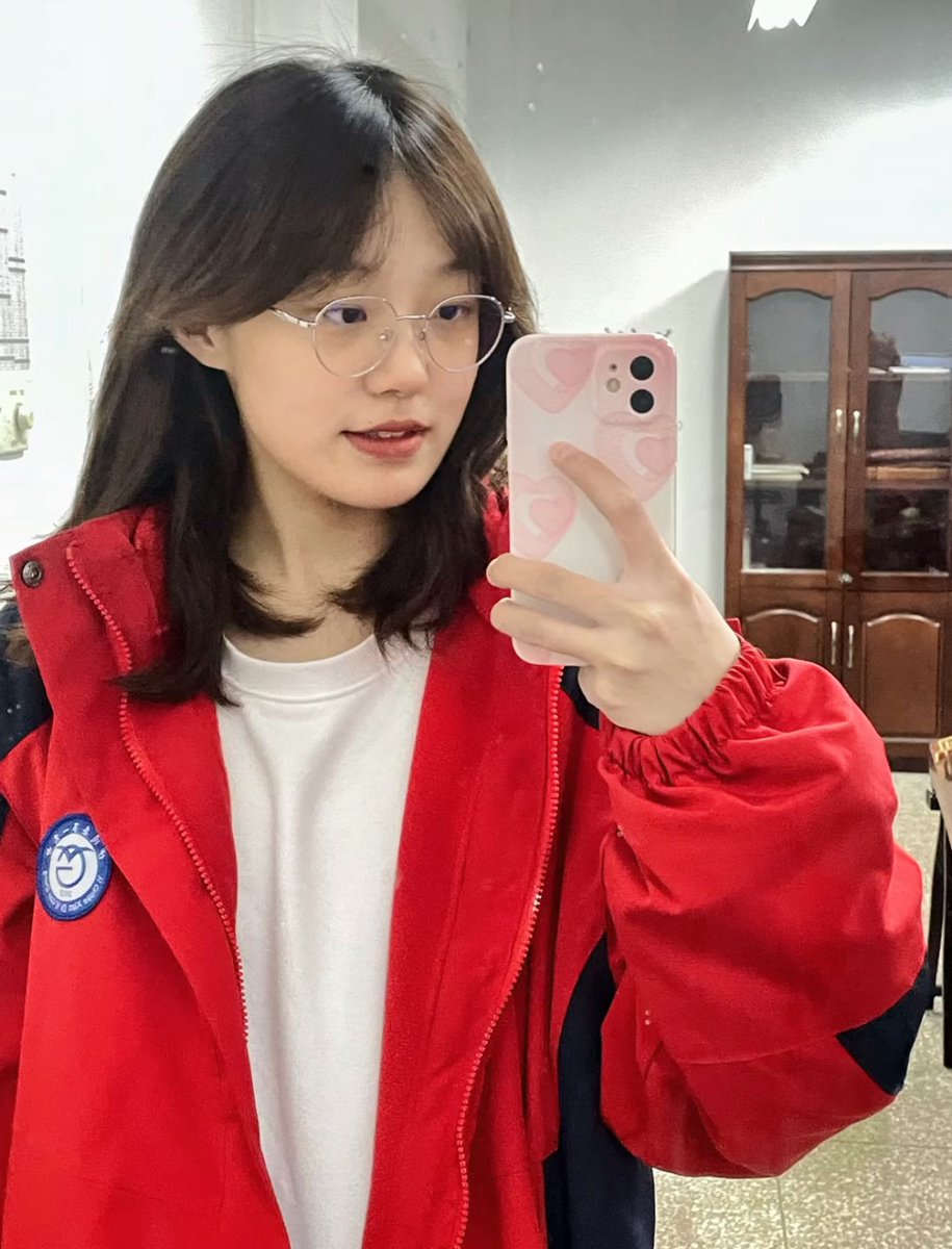 KissM6487's tweet photo. #女高 #女高中生 #清纯女高 #校服 #学生妹 #高中生 #高中女 #眼镜妹 #眼镜娘 https://t.co/703K6LIew4