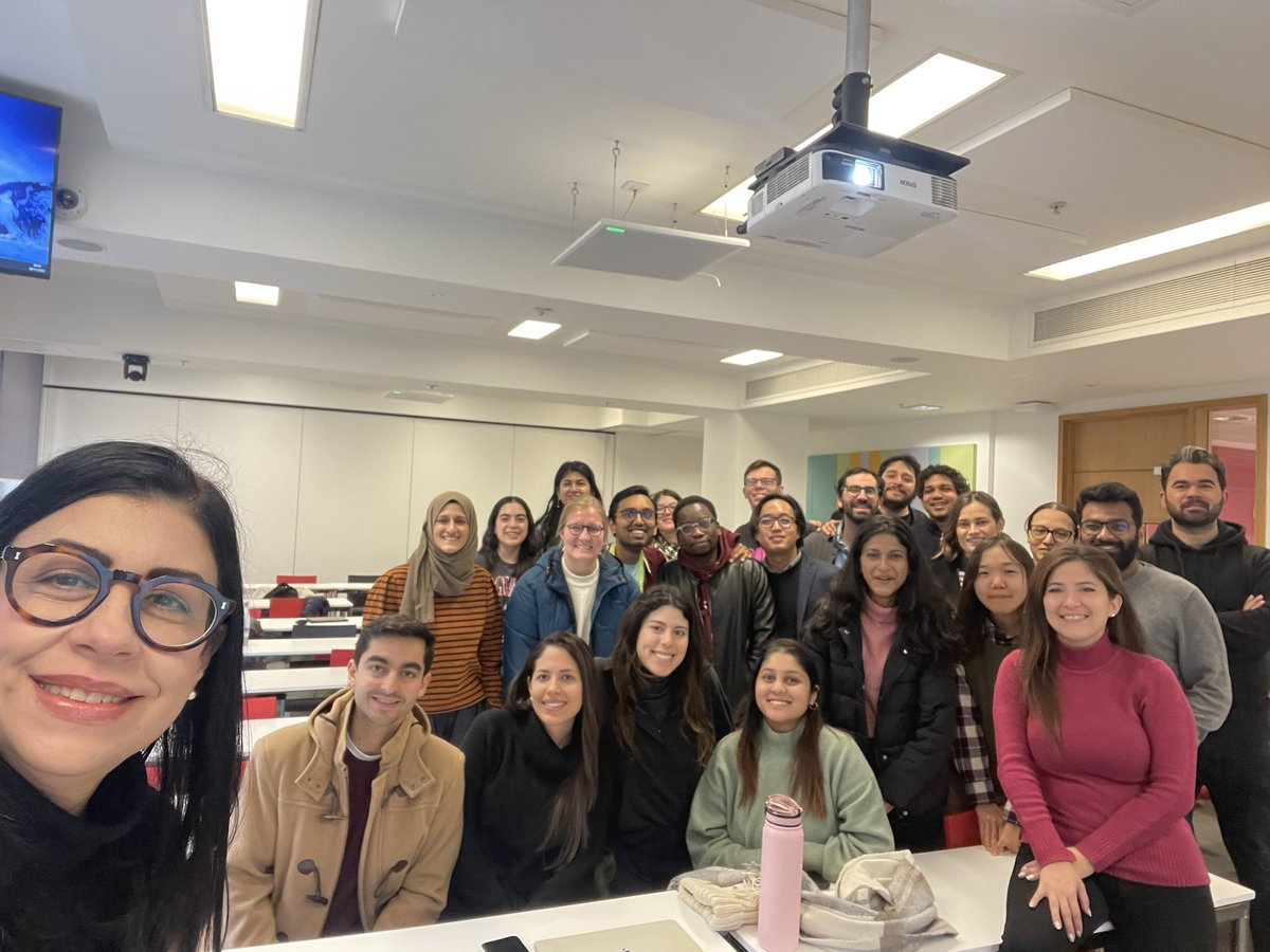 VRubioMarquez's tweet photo. An honour and a privilege to have been your Professor this term! You are an amazingly talented group of graduate students @LSEPublicPolicy “Policy-Making: Process, Challenges and Outcomes”+ “Policy-in-practice Seminar Series”. 🙌📚🤓 https://t.co/rsbJTw03FL