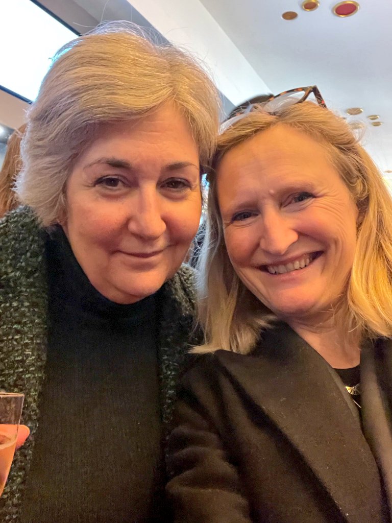 Dorine Bregman @dorabreg.bsky.social (@dorinebregman) on Twitter photo Présente hier soir aux #90ansduGrandRex avec mon amie Anne-Laure Vial co-fondatrice de la librairie <a href="/Icigrandsbvd/">Ici Grands Boulevards</a>.
Le meilleur de la culture est à <a href="/MParisCentre/">Mairie de Paris Centre</a> 🤩🥰💗 Présente hier soir aux #90ansduGrandRex avec mon amie Anne-Laure Vial co-fondatrice de la librairie <a href="/Icigrandsbvd/">Ici Grands Boulevards</a>.
Le meilleur de la culture est à <a href="/MParisCentre/">Mairie de Paris Centre</a> 🤩🥰💗