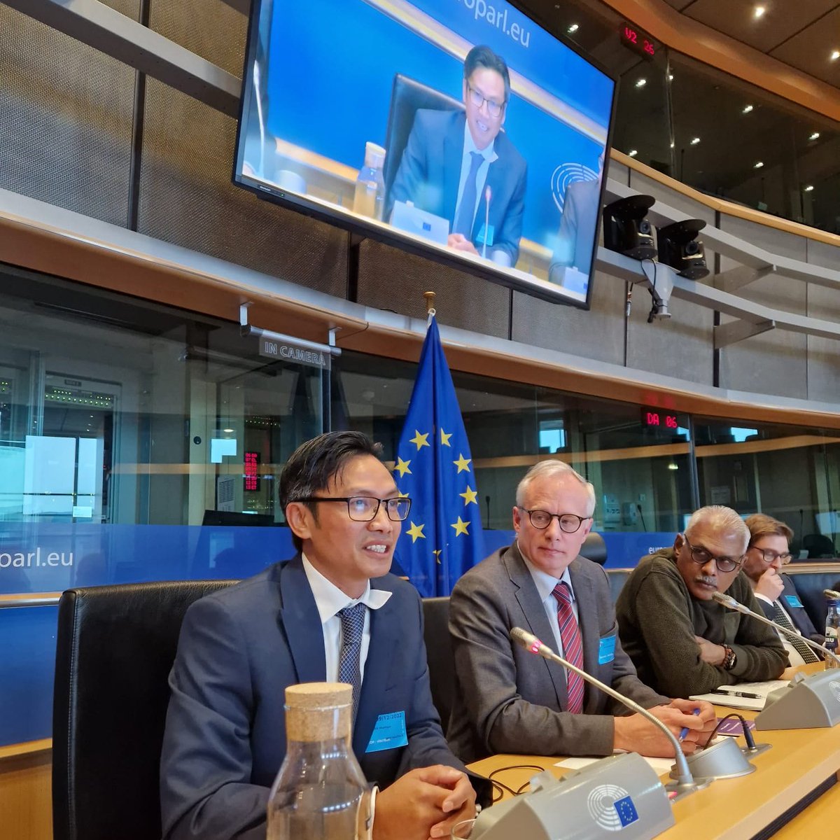 EPinASEAN's tweet photo. "The people of #Myanmar are sick of hearing 'we are deeply-concerned', but no action. If we have 20% of the support that the European Union is giving Ukraine, we can get rid of this military regime tomorrow. In fact, even 1% would be game-changing," @HkanhpaSadan of @kachinnation https://t.co/zeCtEm6Kde