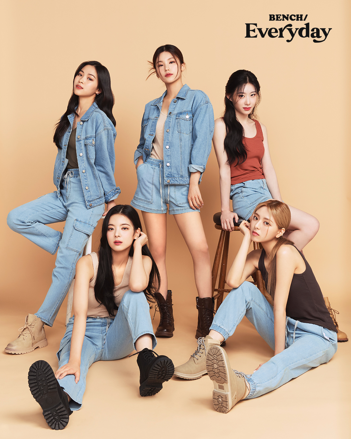BENCH/ on X: Our girls are here to give us more must-haves this season!  Upgrade your wardrobe with basic and denim pieces as seen on our  #GlobalBENCHSetter, @ITZYofficial! #BENCHEveryday #BENCHxITZY   /
