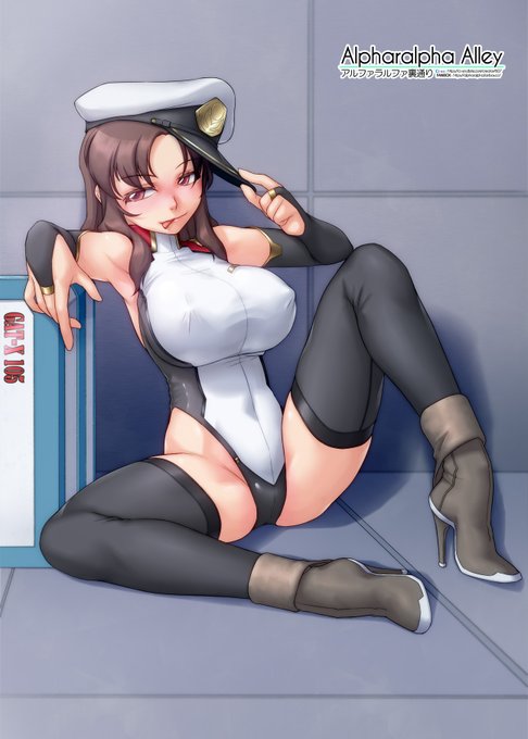 エロスーツ姿の魔乳艦長 | ぢぇいぢぇい(^JJ^) #pixiv https://t.co/SXinjGUsYO 