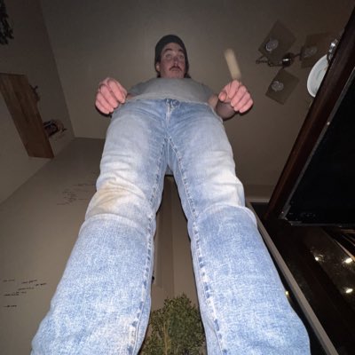 Brandontheweirdo tweet media