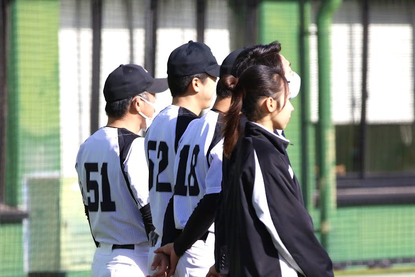 フレッシュリーグ優勝🏆🍋

気温も低い中の試合で選手への対応や
コンディショニングについてたくさん
考えさせられたリーグ戦でした。

自分自身の課題もいっぱい見つかって、
春のリーグに向けてこの冬選手と
一緒に何倍にも成長します🔥

頑張るんば🫠