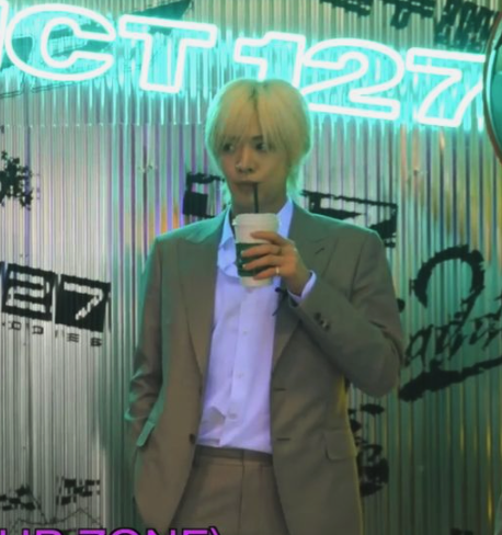 hourly yuta tweet media