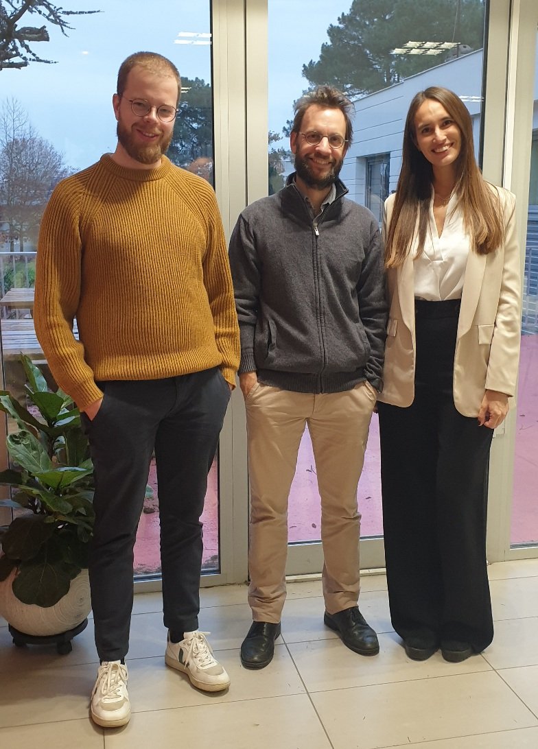 JCBLab πΊπ¦π (@baretjc) on Twitter photo I feel so lucky and happy to have worked with David and Alejandra <a href="/agadea_/">Alejandra Gadea</a> over the past 3.5 years !
They both defended their PhD in the past days within <a href="/EVOdrops_ITN/">EVOdrops_ITN</a> I feel so lucky and happy to have worked with David and Alejandra <a href="/agadea_/">Alejandra Gadea</a> over the past 3.5 years !
They both defended their PhD in the past days within <a href="/EVOdrops_ITN/">EVOdrops_ITN</a>
