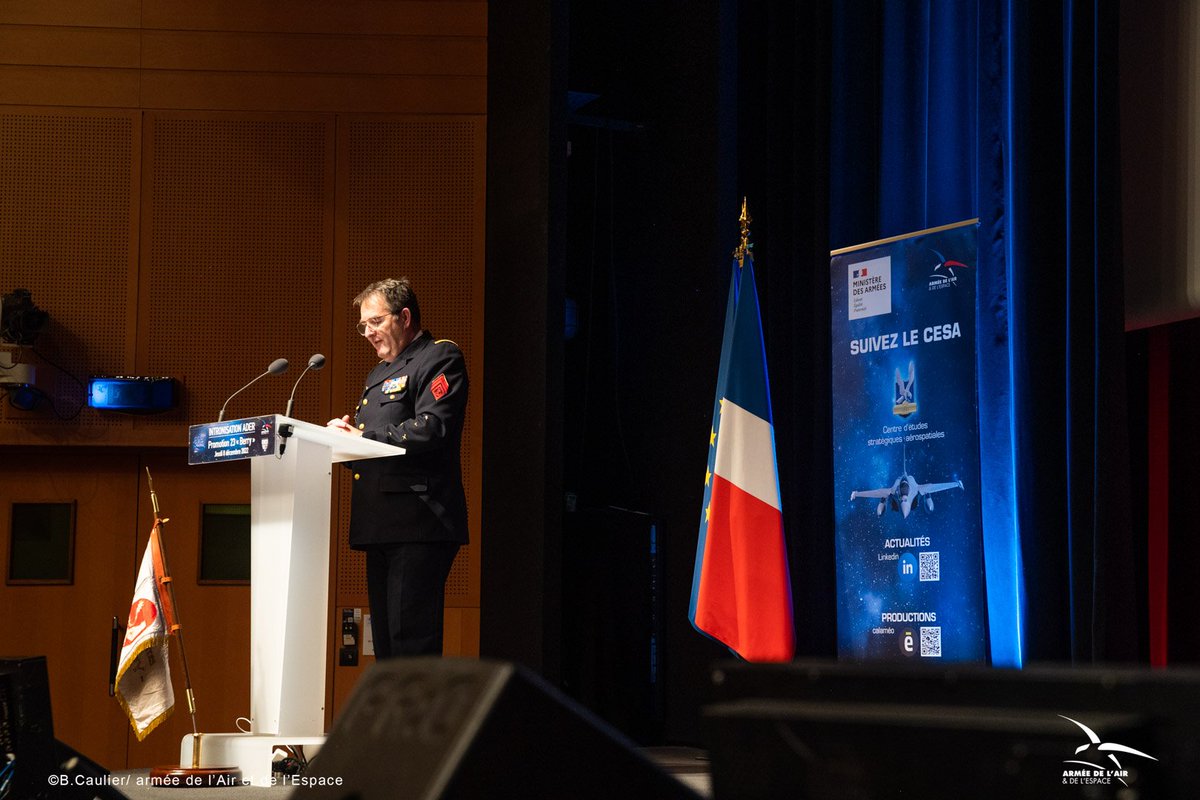 Chef d'état-major armée de l'Air et de l'Espace tweet media