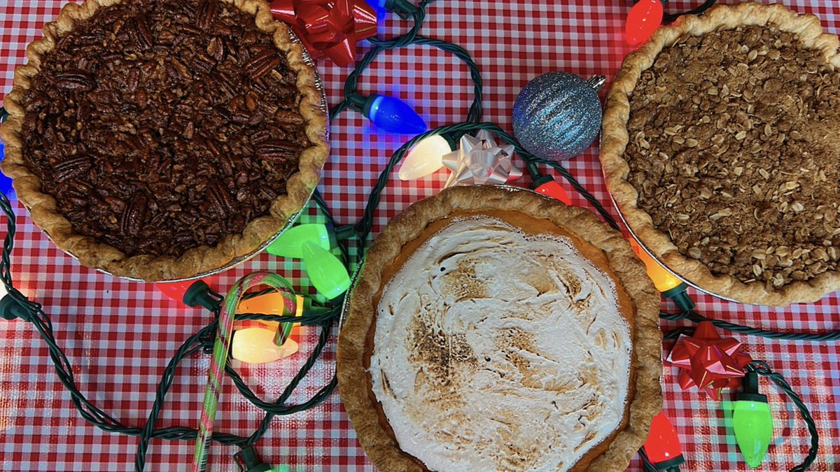 Make your Holiday 3.14 times better with Pie! 

Pecan, Sweet Potato, or Apple! 

Pre-order yours now &amp; pick up: 
Thursday 12/22, Friday 12/23 at both Alberta &amp; NW23rd, &amp; Saturday 12/24 - pick up at NW23rd only.