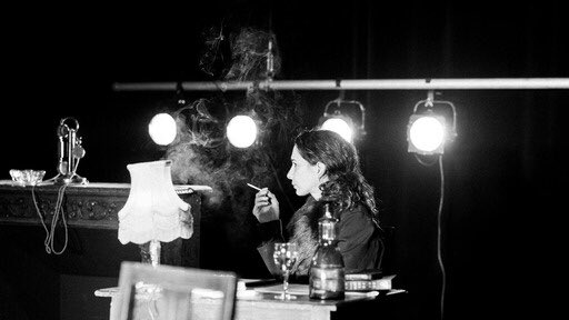 CompagnieTOC's tweet image. Présentation de maquette aujourd’hui vendredi à 20 h au @berthelotheatre / entrée libre / durée 45 min

Textes Mireille Havet
Avec Perle Palombe 
© Photo Bellamy

Sur le site du TOC : 
letoc.fr/Formescourtes/…

Événement Facebook :
facebook.com/events/8457891…