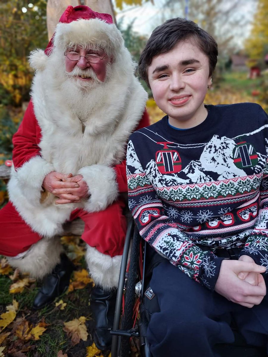 joinourboys's tweet photo. Pls RT 5 Months ago our beautiful 16 year old died because of Duchenne Muscular Dystrophy.  We just cannot lose our other two gorgeous sons Even if you personally cannot buy a raffle ticket, can you consider how terrified we all are and share this tweet. 
https://t.co/jPLS7aIYEW https://t.co/sfjWMlQvtW