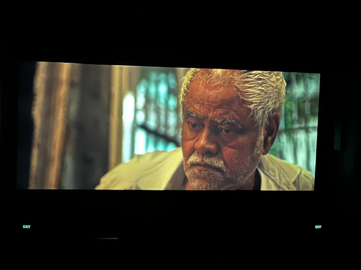 ZainAnwarr's tweet photo. Watching Vadh @INOXMovies at Omaxe Connaught Place, Greater Noida with a horrible crop on the screen. What a bad experience to a good film @TSeries https://t.co/ovlJXqGhrx