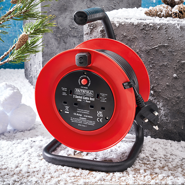 Real_Deals4You's tweet photo. Go further with the @Faithfull_Tools 20m Open Drum Cable Reel! With 4 shuttered sockets, plus a thermal overload protection system to prevent damage to the cable from overheating - https://t.co/aMzci6oZph #DIYEssentials #Trade #DIY #RD4U https://t.co/ygmeEkNgKR