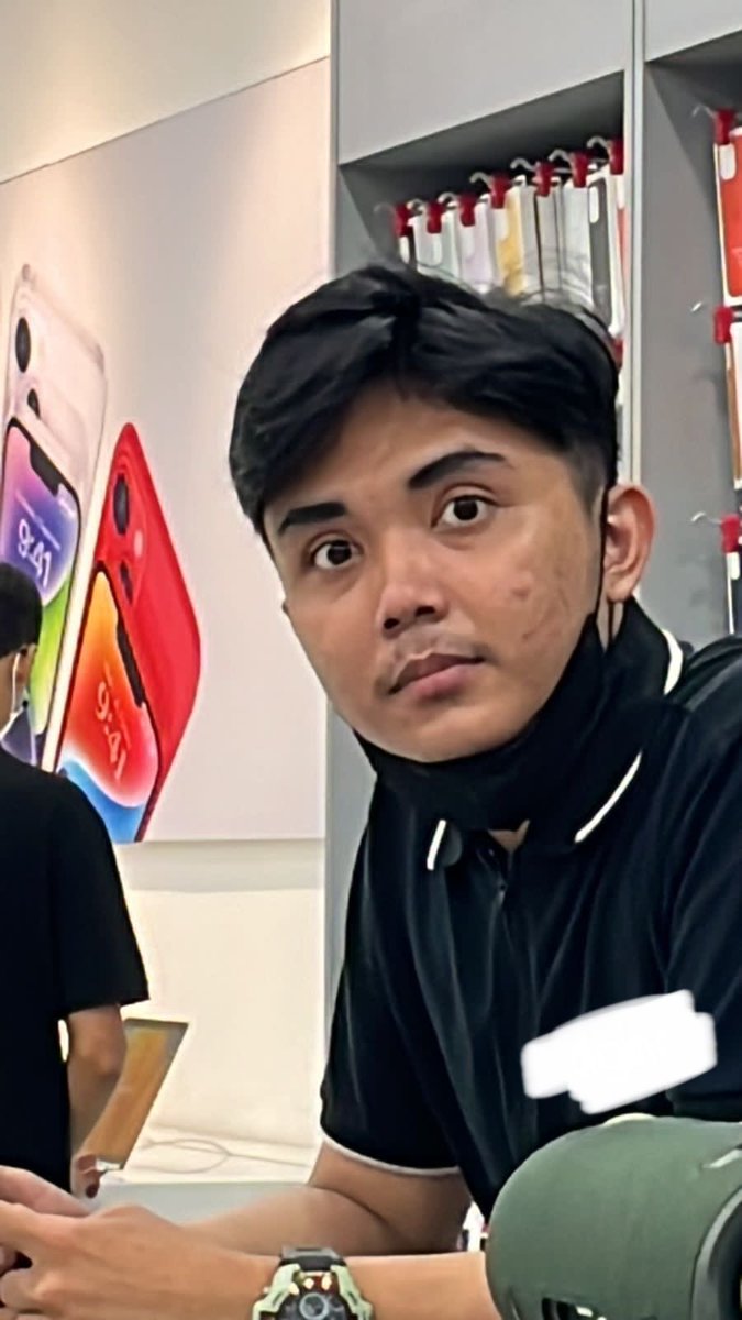 TiyasBintang's tweet image. Wanted.
PENIPU !!!
(Area Surabaya dan Jakarta)
Tolong yg kenal atau tau anak ini dimana bisa dm saya, sy kasih 2jt setelah saya samperin. kl bisa bawa ke depan saya langsung tambahan 1jt, jadi total 3jt.

masih bocil jadi penipu, muka melas tapi bangsat euy.