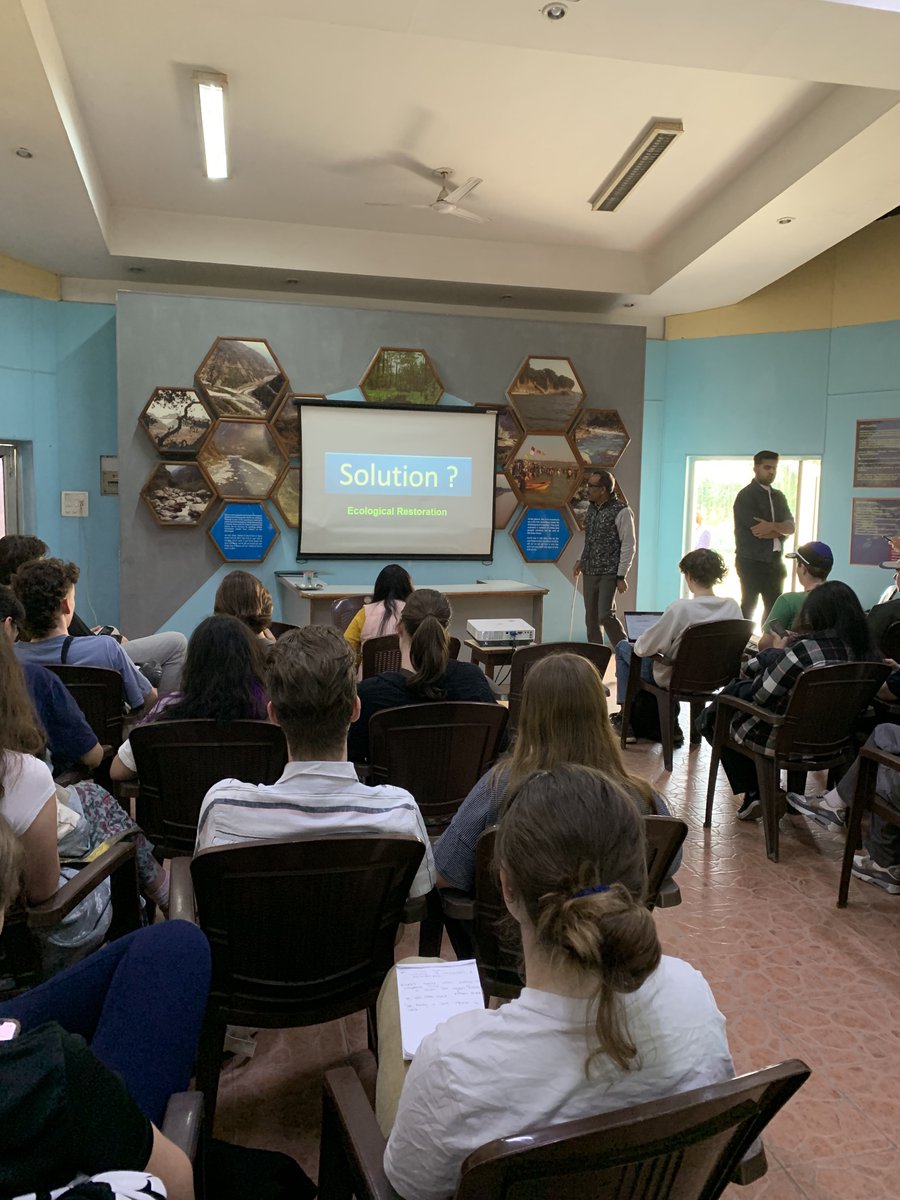 Students from <a href="/MonashUni/">Monash University</a> explored the Yamuna Biodiversity Park in Delhi yesterday as part of the #MonashGIG program with <a href="/JindalGlobalUNI/">JGU</a>. It was literally a breath of fresh air in the middle of a concrete jungle.