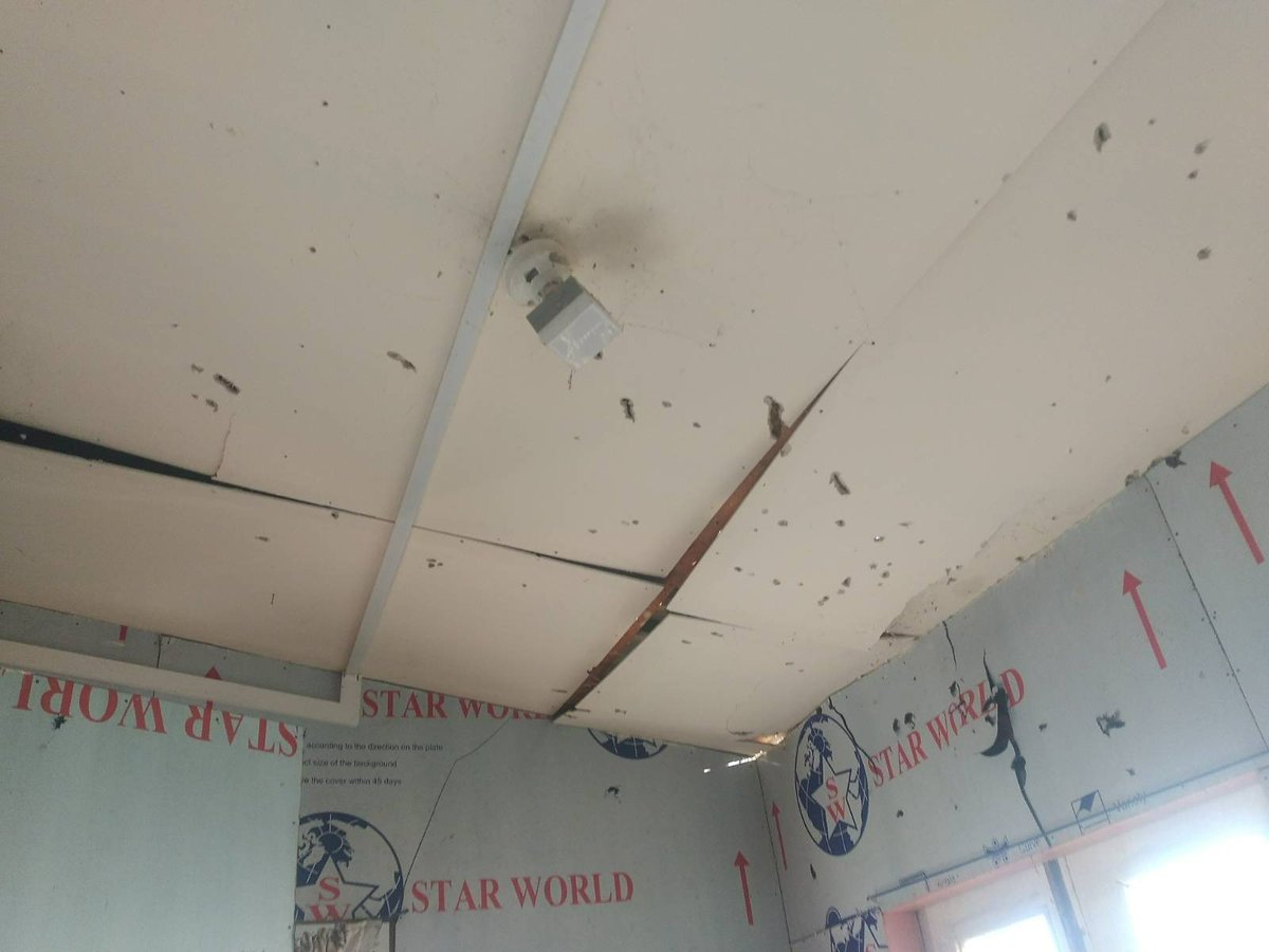 ChinHumanRights's tweet photo. A unit led by Maj Kyaw Maung Maung Win of Hakha-based LIB266 fired 2 rounds of 60 mm mortar shells at 3:30 am on Dec 9 &amp; landed on the home of a local Christian pastor. The family escaped the attacks as they hid under the bed upon hearing gunfire sound from nearby SAC sentry post https://t.co/OmNdWZQO2P