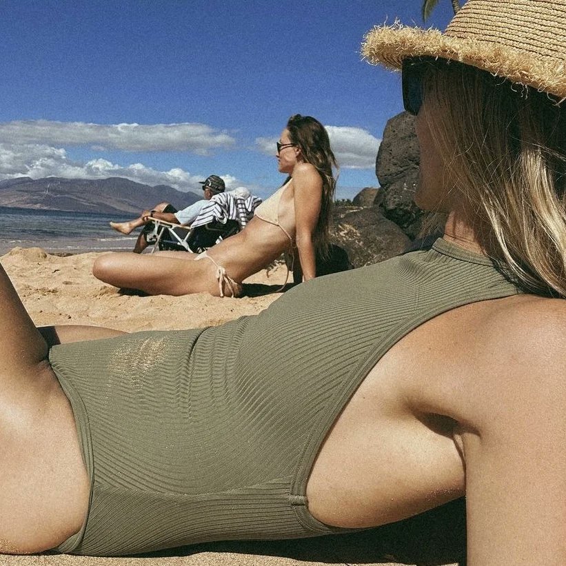 Harry Styles, Olivia Wilde updates🍋🍋 tweet media