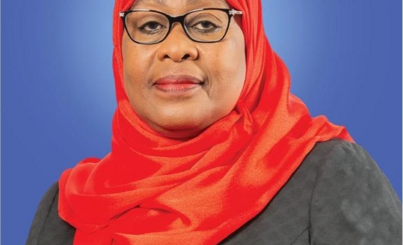 فخامةرئيسةتنزانيا المسلمة ذات الأصول العربية العمانية سامية حسن  تلغي الاحتفال بيوم الاستقلال التنزاني آمرة باستخدام ميزانية الحدث البالغة 445 ألف دولار لبناء ثمانية مهاجع للأطفال ذوي الاحتياجات الخاصة في المدارس الابتدائية في جميع أنحاء البلاد. 
نحن نشيد بهذا النموذج الفريد