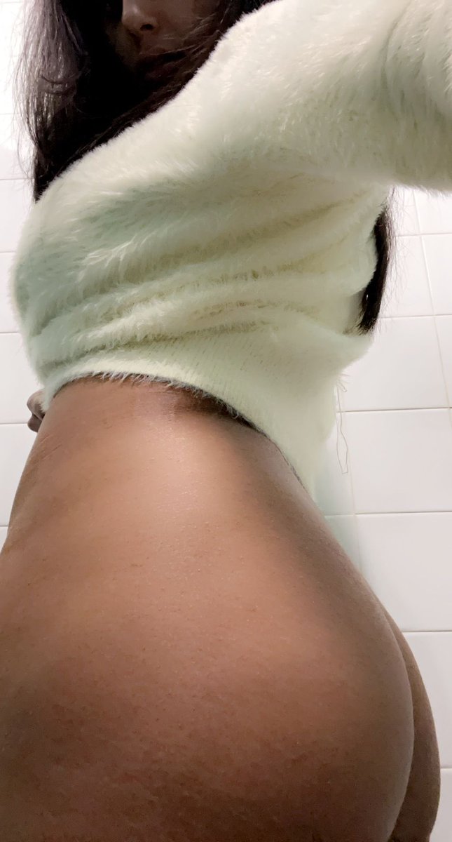 about_MC_'s tweet photo. Work selfie 🍑 #assshot #BOOTYCLUB #onlyfans #indianonlyfans #indian #sexy #horny #workselfie #Dmsopen #follow #curvy #figureeight https://t.co/l7mtdtoioU