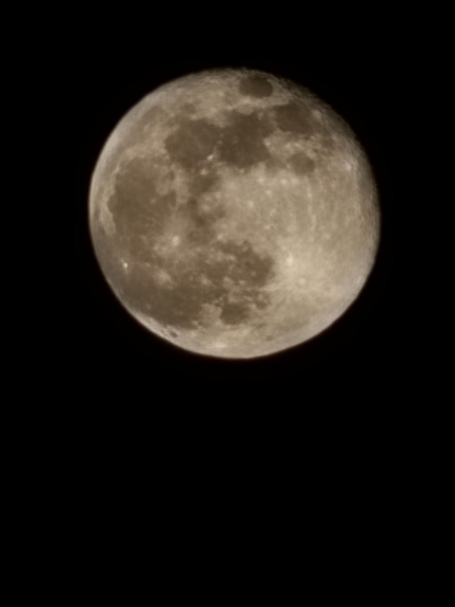 h_yui801's tweet image. めっちゃ綺麗な月とれた！！☺️☺️☺️
#Androidphoto